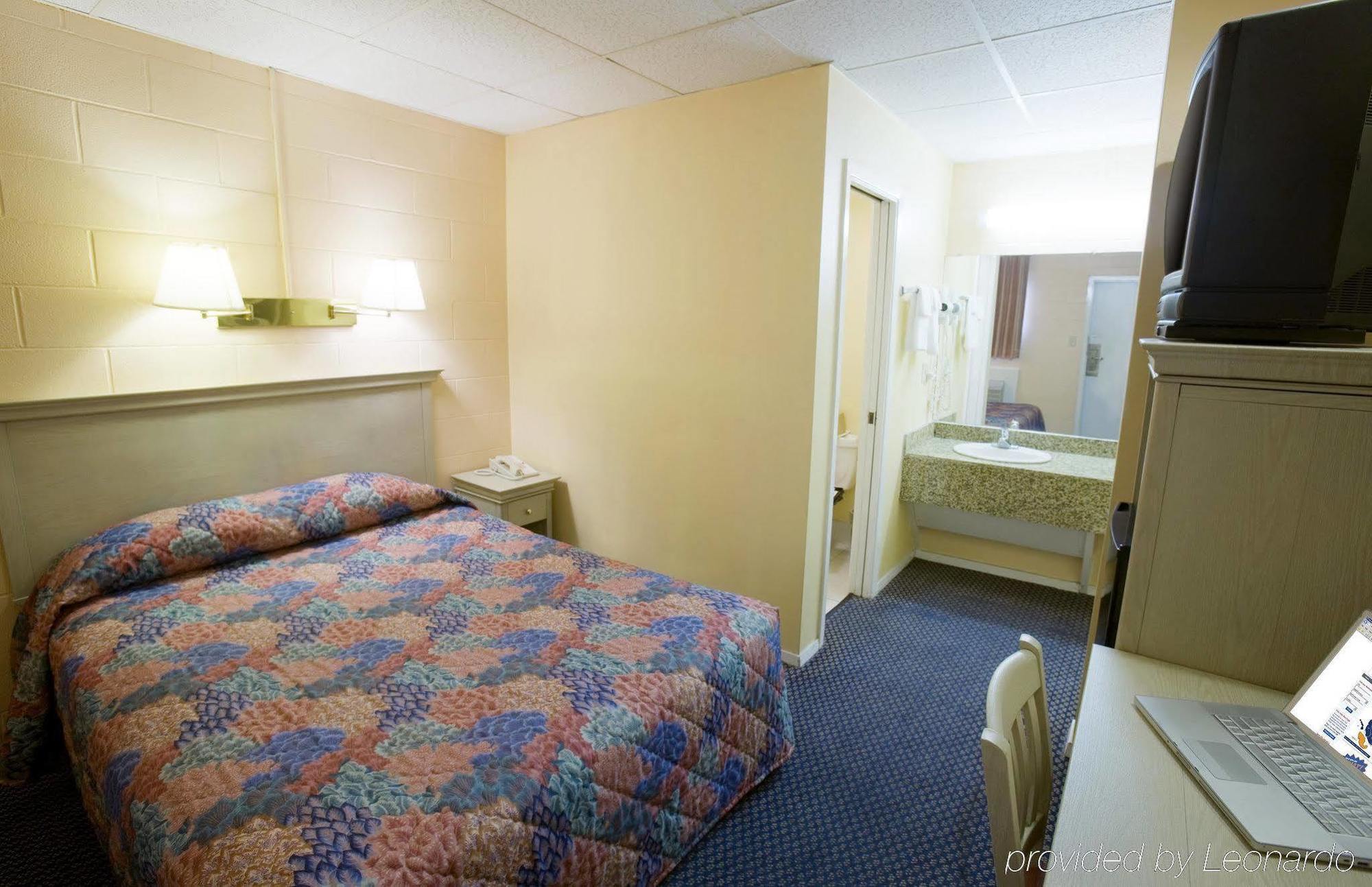 Americas Best Value Inn San Antonio/Lackland Afb Bagian luar foto